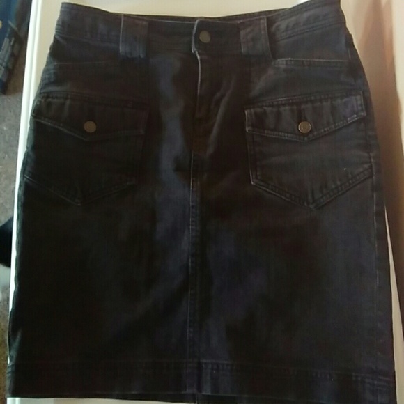 American Living Size 4 Black Denim Skirt - Picture 3 of 5